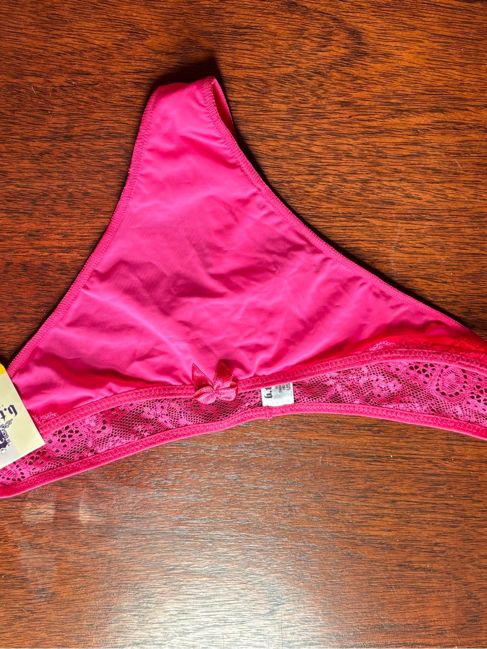 Four M/6 thong panties - Victoria Secret, Delicates and B.Tempted. - Picture 4 of 8